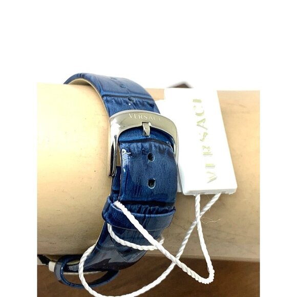 Versace Wome'ns Watch VE2S00122 Hellenyium Swiss Quartz Blue Dial Leathe… - Picture 11 of 15